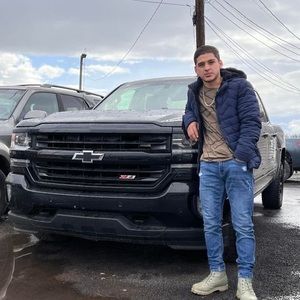 Meet your Posher, Rodrigo